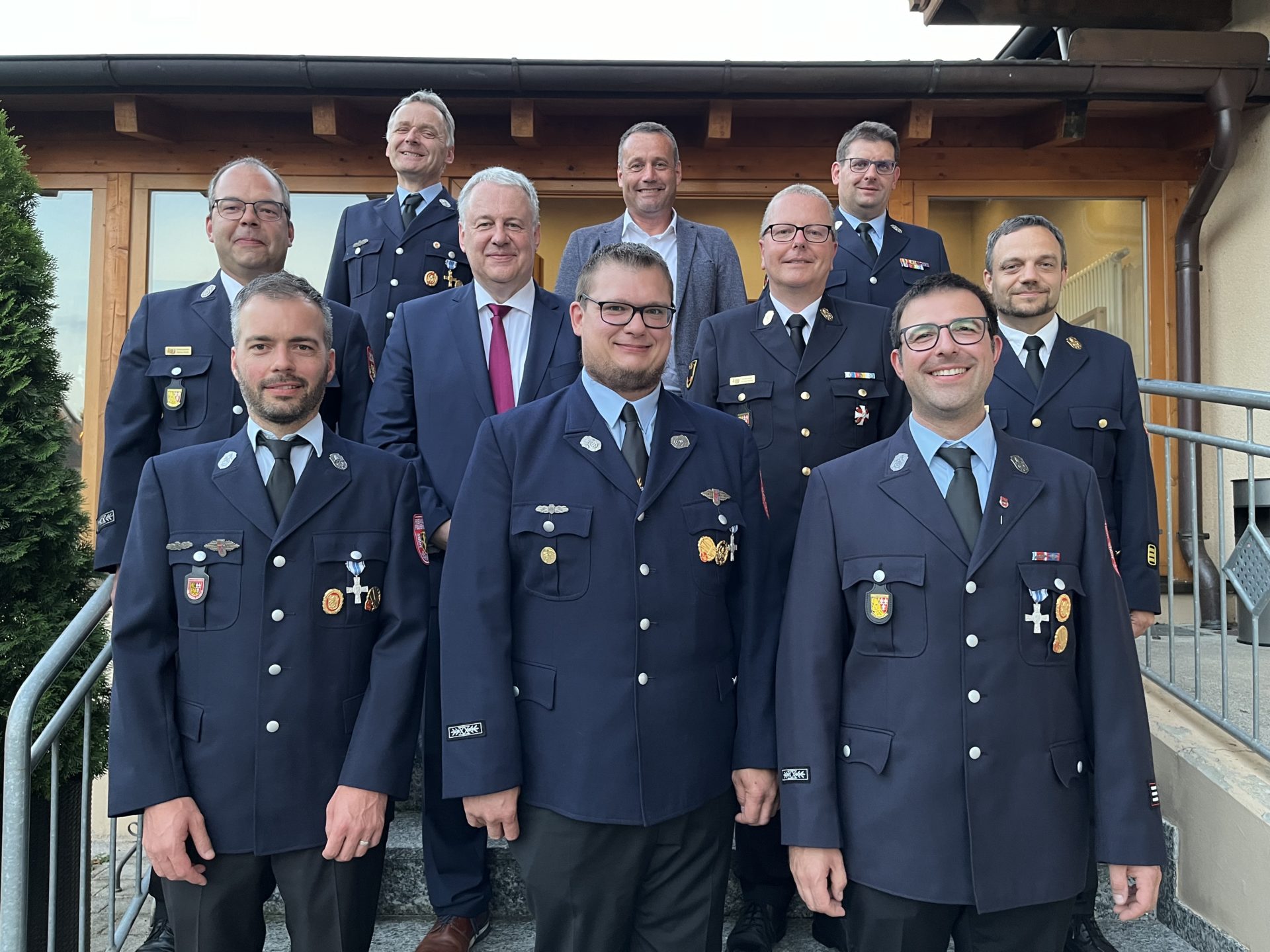 Read more about the article Ehrenzeichen für 25-Jahre aktiven Feuerwehrdienst