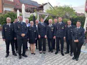 25, 40 und 50 Jahre im Dienst: Landrat, Kreisbrandinspektion und Feuerwehr Schnaittenbach ehren sieben Kameradinnen und Kameraden